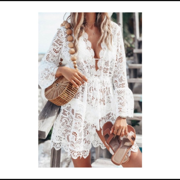 Boho White Scalloped Sleeves Beach Crochet Coverup - Picture 4 of 9
